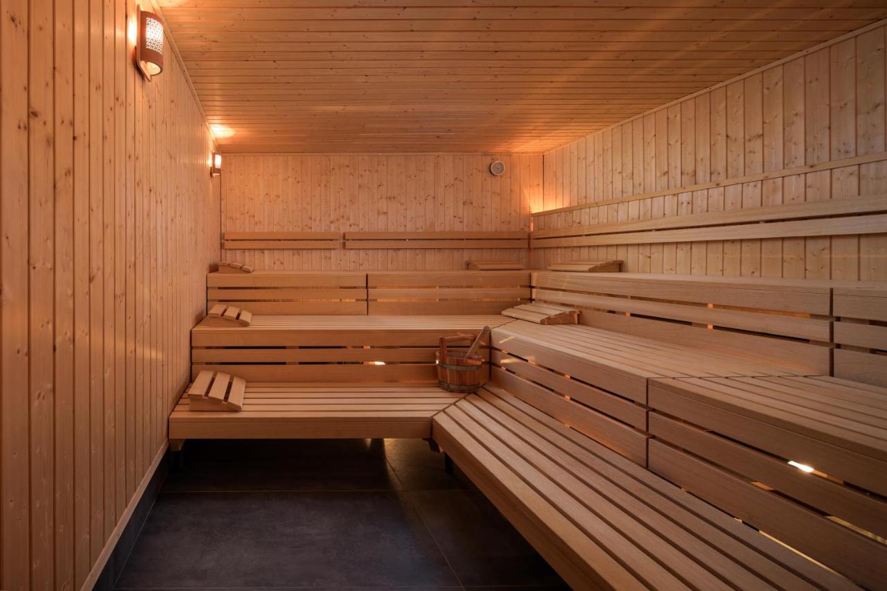 Mk Hotel Tirana Ринас Экстерьер фото A Finnish sauna