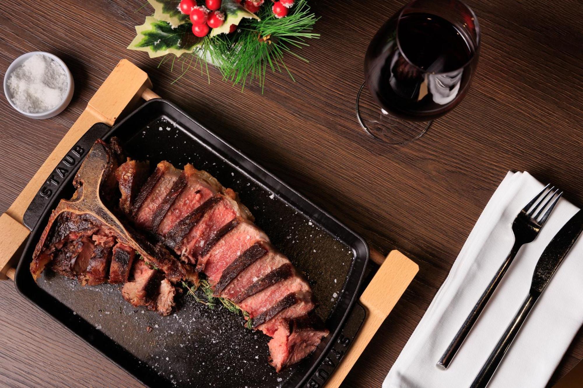 Mk Hotel Tirana Ринас Экстерьер фото A steak